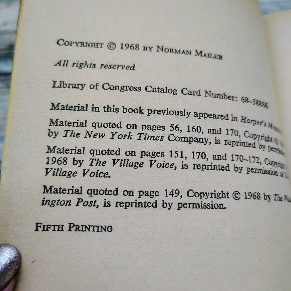 Vintage Book miami siege